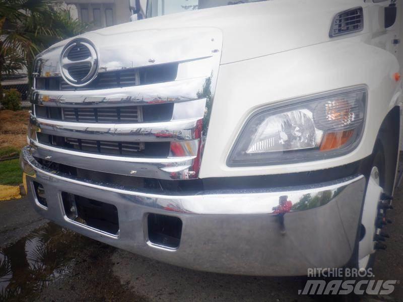 Hino 308 Pilsētas atkritumvedēji