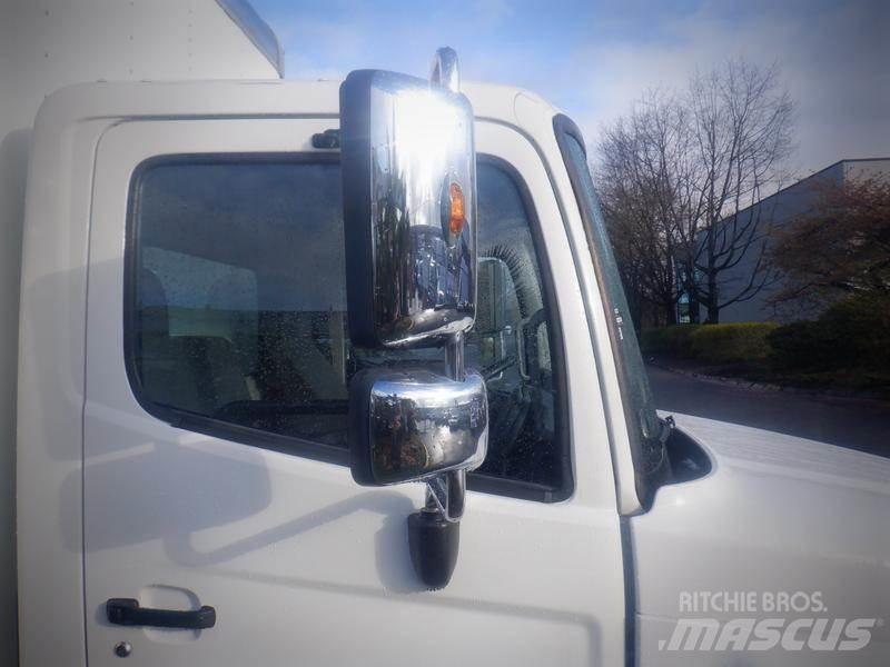 Hino 308 Preču pārvadāšanas furgoni