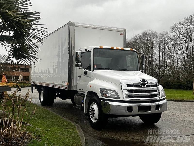 Hino 338 Preču pārvadāšanas furgoni
