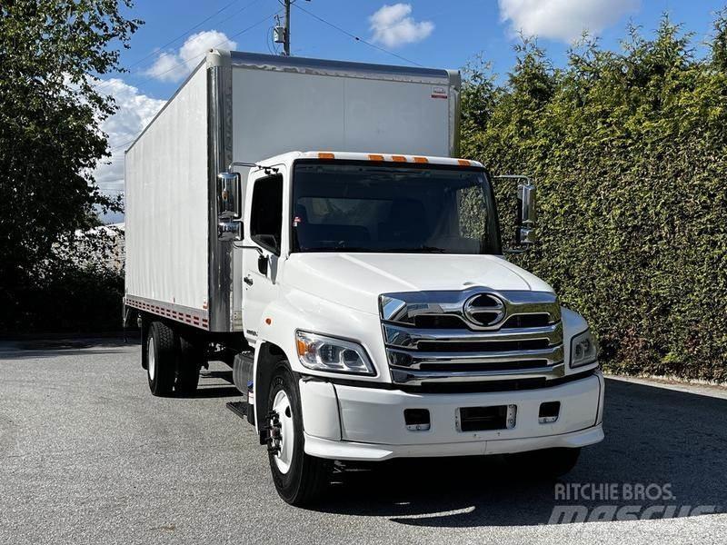 Hino 338 Preču pārvadāšanas furgoni