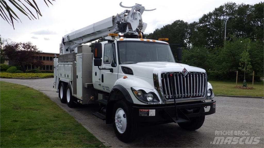 International 7400 Citi