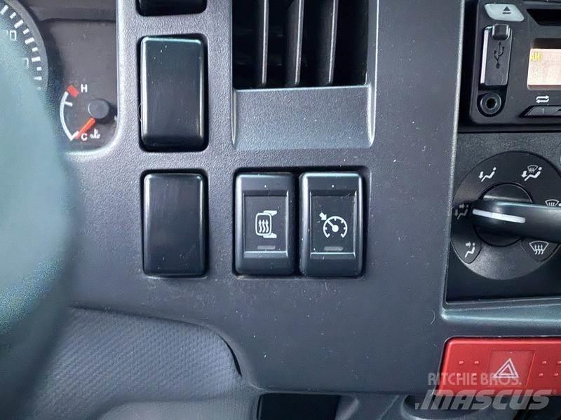 Isuzu NPR Platformas/izkraušana no sāniem