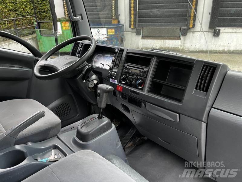 Isuzu NPR Preču pārvadāšanas furgoni