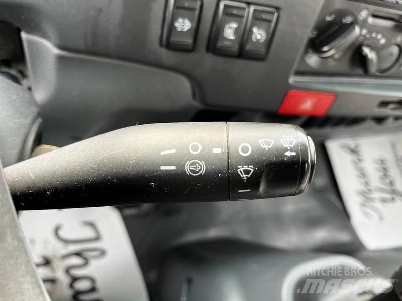 Isuzu NQR Preču pārvadāšanas furgoni