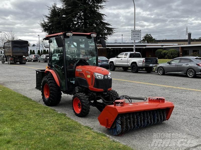 Kubota B2650 Ielu tīrāmās mašīnas