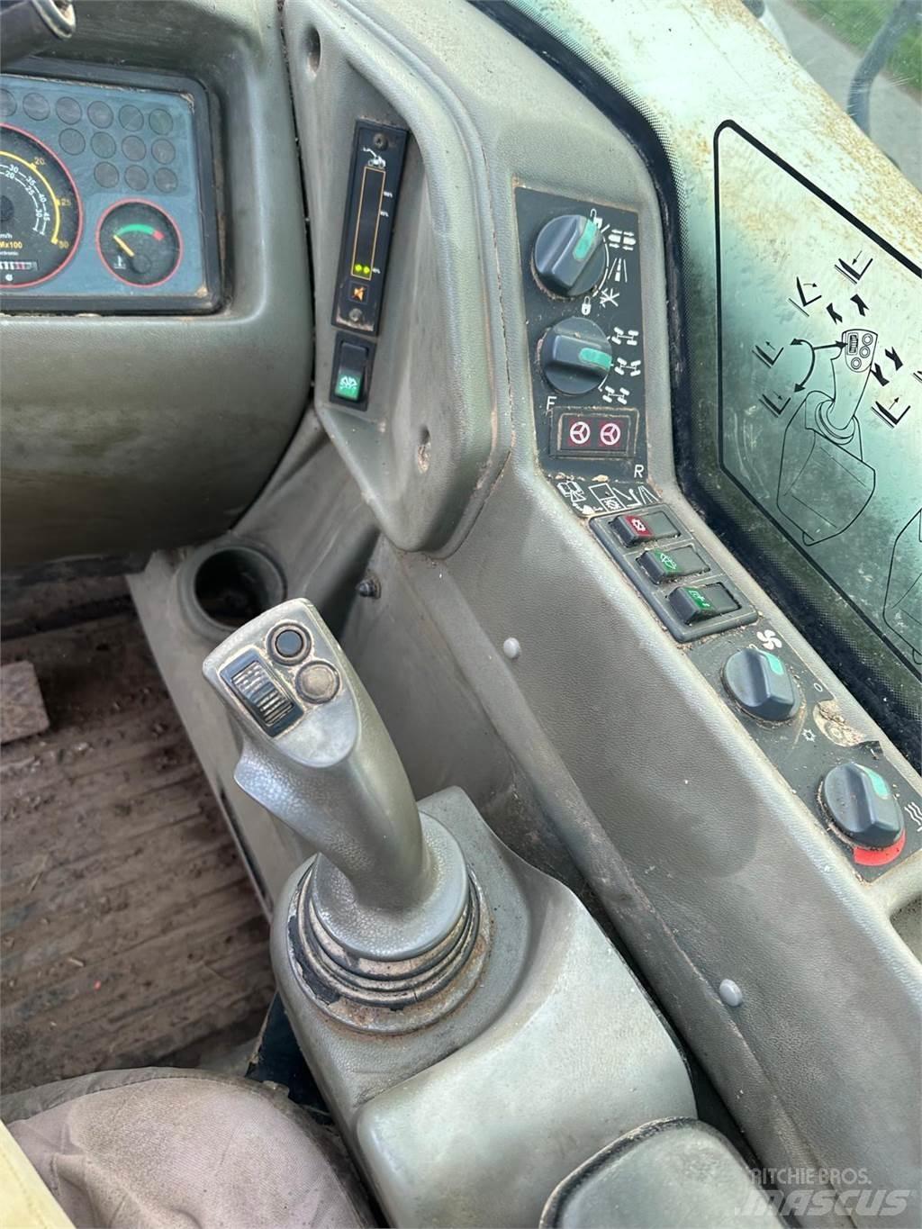 CLAAS K50 Teleskopiskie manipulatori