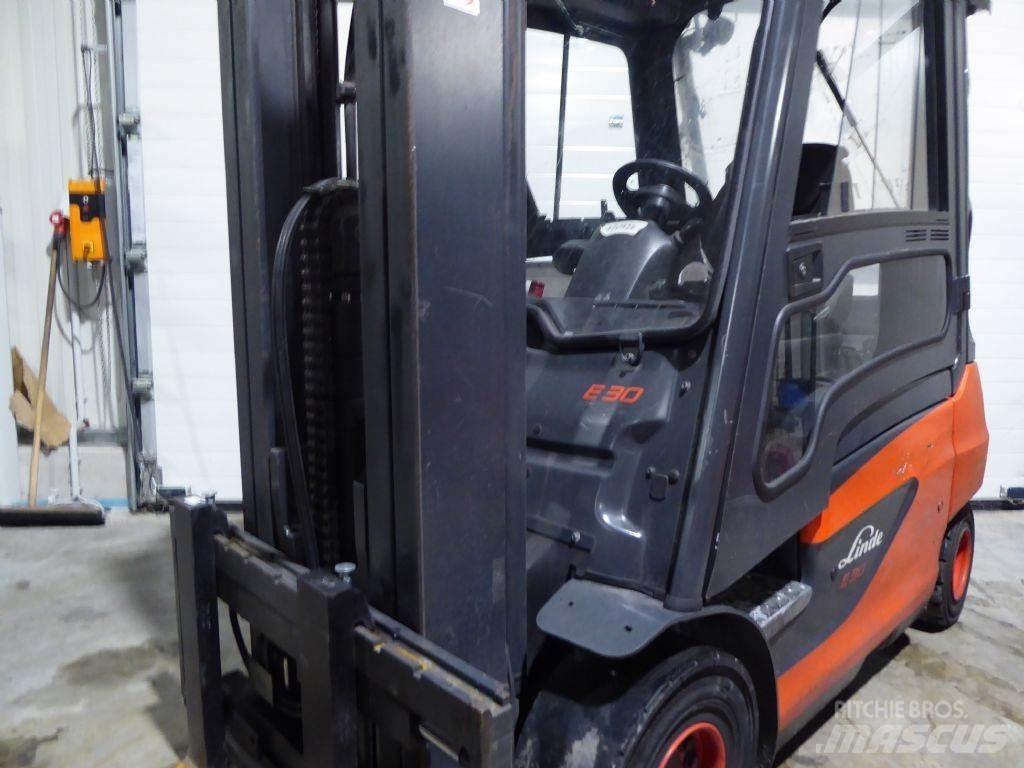 Linde E30-01 Elektriskie iekrāvēji
