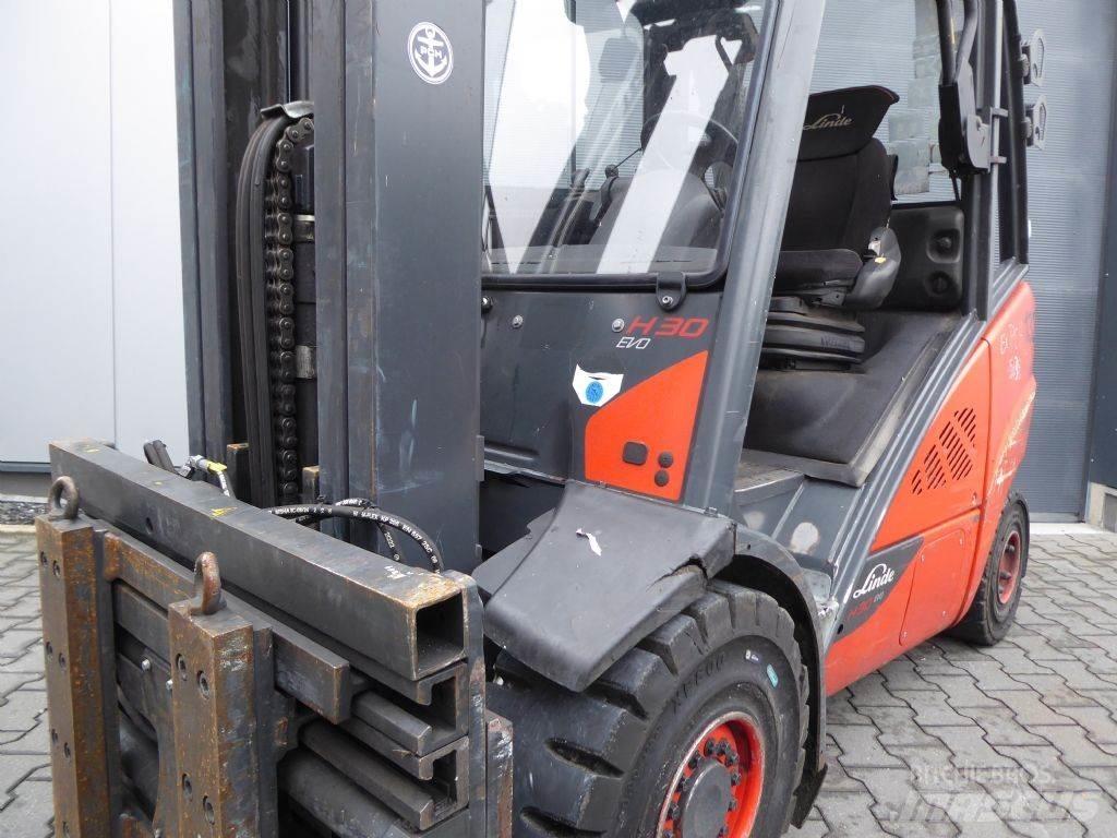 Linde H30D-02 Tehnika ar dīzeļa dzinēju