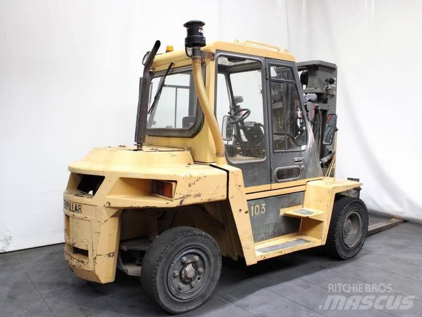 CAT DP 60 Tehnika ar dīzeļa dzinēju