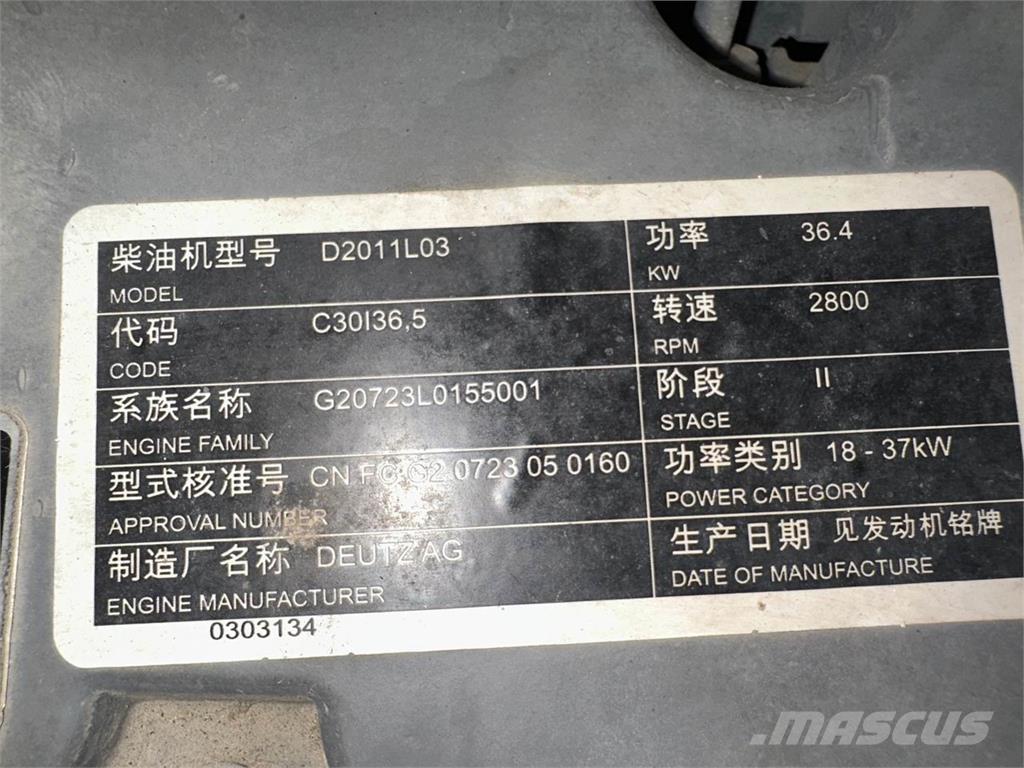 JLG 3394RT Šķerveida pacēlāji