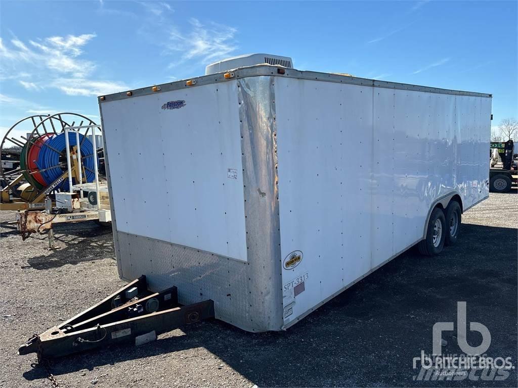  24 ft T/A Furgons