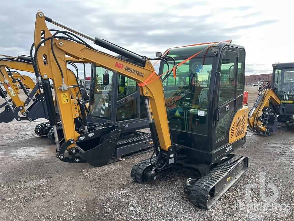 AGT QNT30 Mini ekskavatori < 7 t