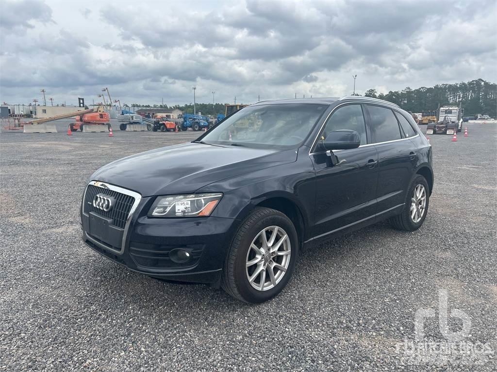 Audi Q5 Vieglais kravas automobilis/izkraušana no sāniem