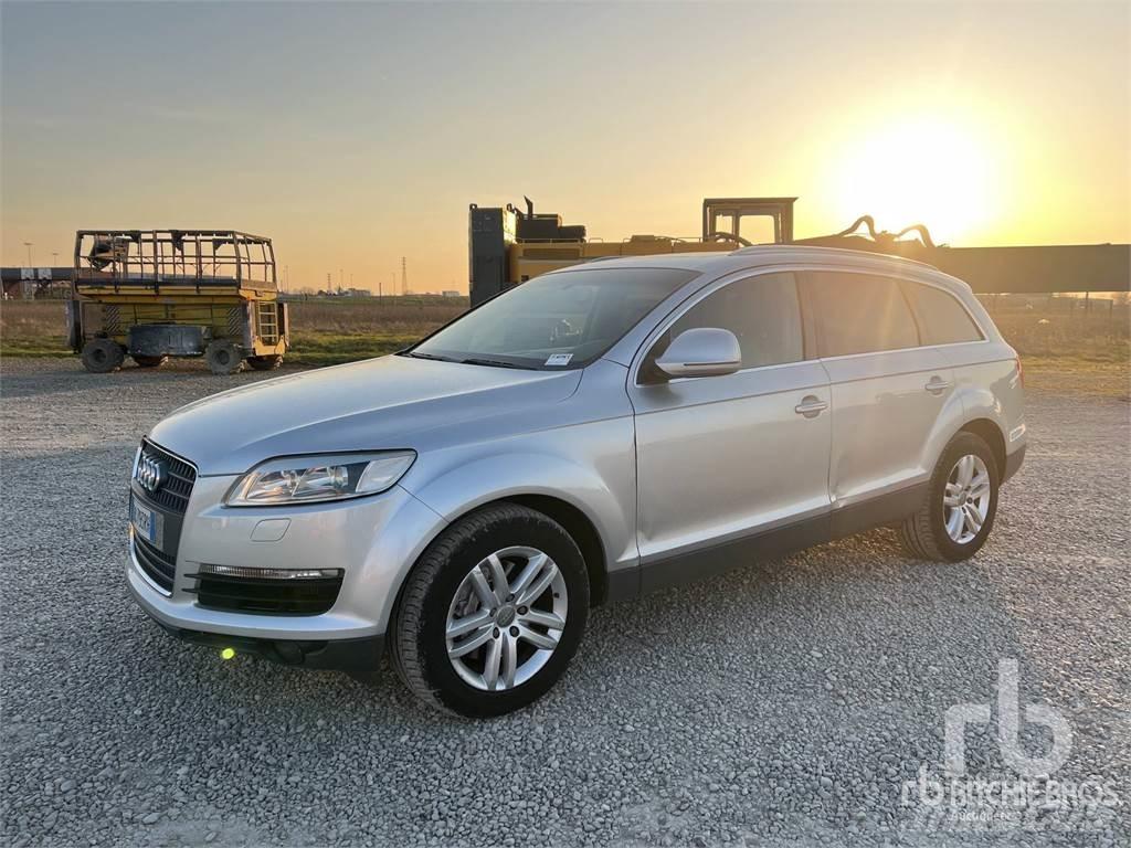 Audi Q7 Automašīnas