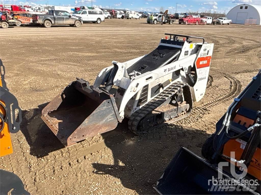 Bobcat MT85 Lietoti riteņu kompaktiekrāvēji