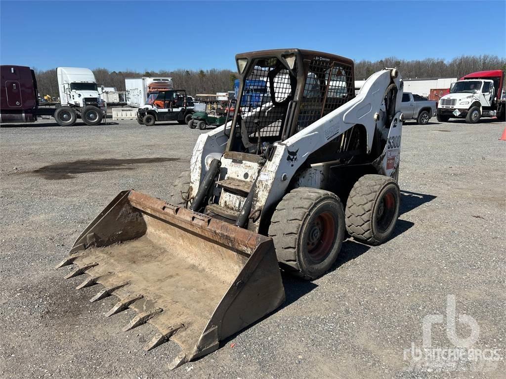 Bobcat S300 Lietoti riteņu kompaktiekrāvēji