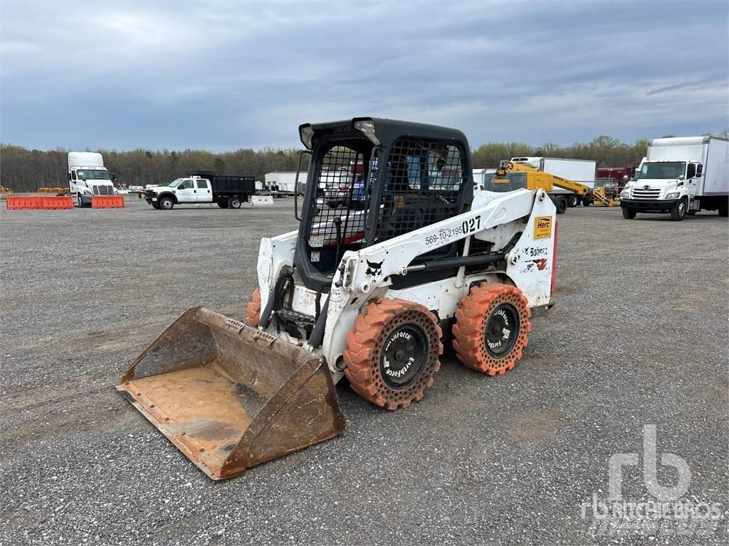 Bobcat S550 Lietoti riteņu kompaktiekrāvēji