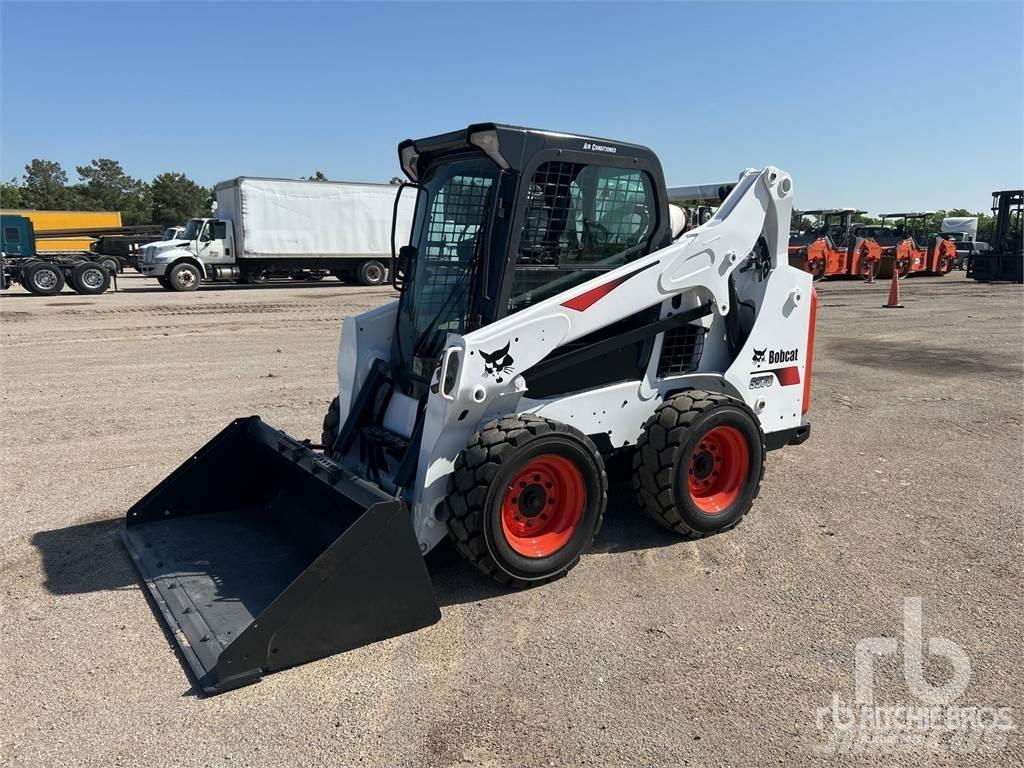 Bobcat S570 Lietoti riteņu kompaktiekrāvēji