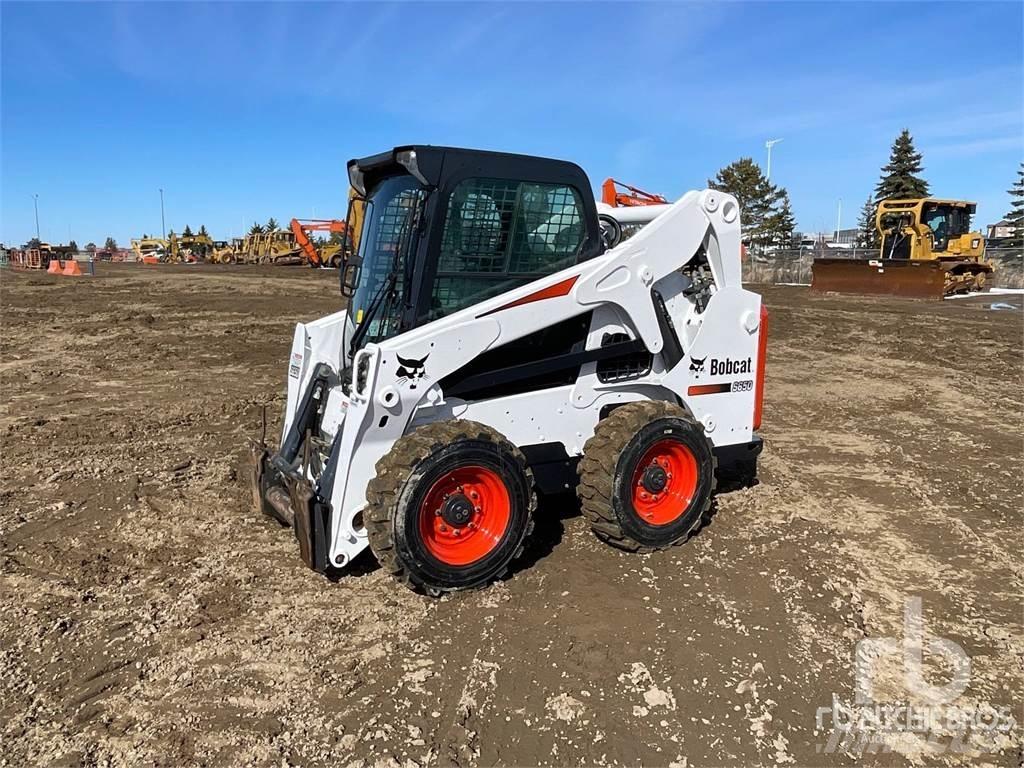 Bobcat S650 Lietoti riteņu kompaktiekrāvēji