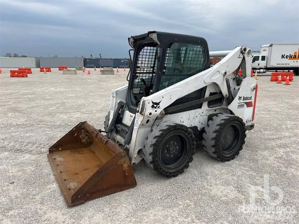 Bobcat S650 Lietoti riteņu kompaktiekrāvēji
