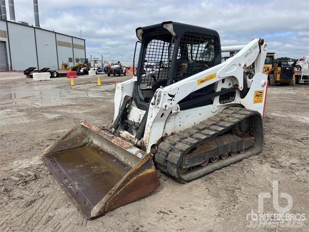Bobcat T740 Lietoti riteņu kompaktiekrāvēji
