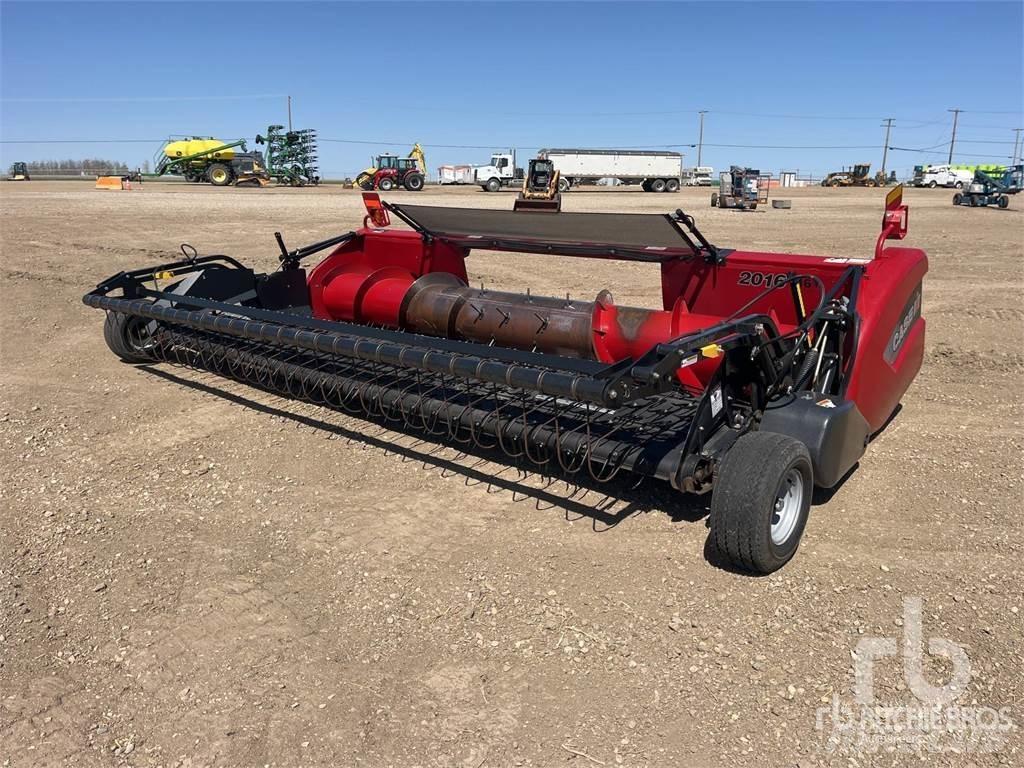 Case IH 2016 Ražas novākšanas galvas