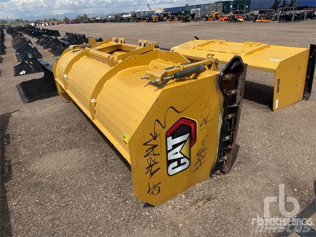 CAT 124 in Cita ceļu uzturēšanas un sniega novākšanas tehnika