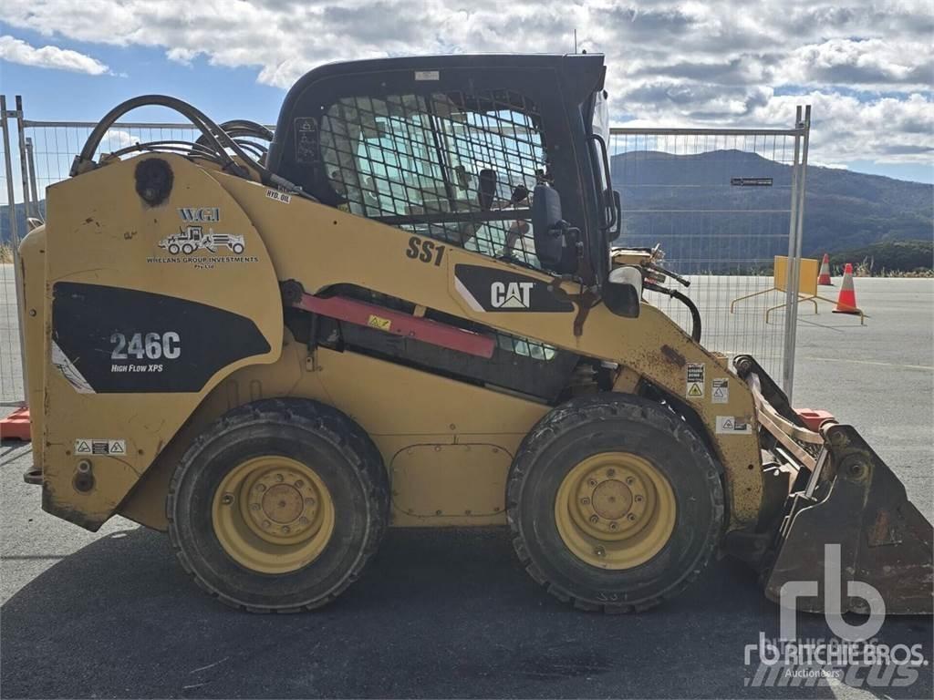 CAT 246C Lietoti riteņu kompaktiekrāvēji