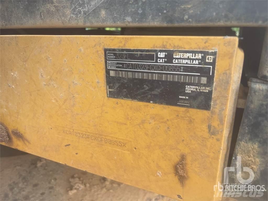 CAT 323FL Kāpurķēžu ekskavatori