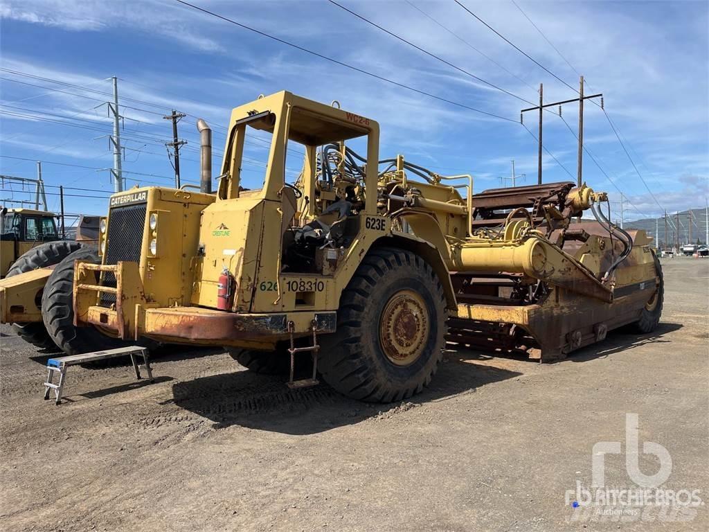 CAT 623E Skrēperi