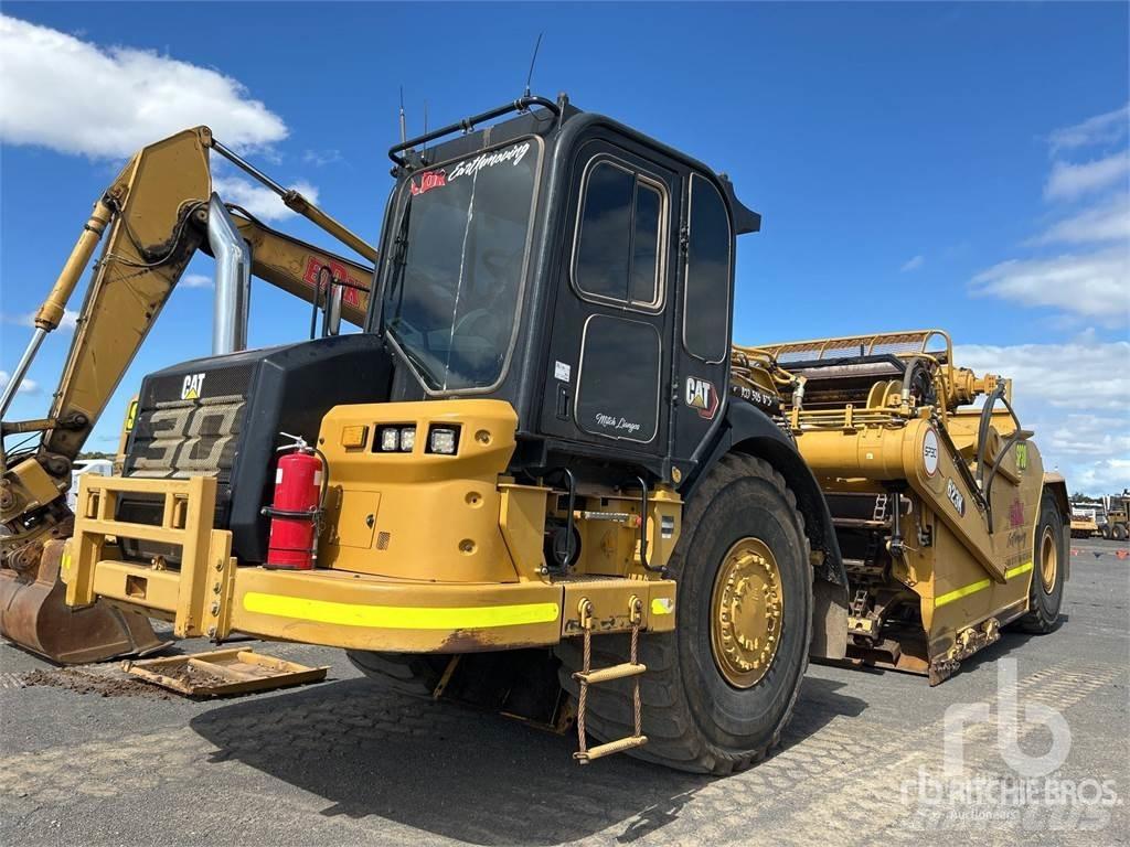 CAT 623K Skrēperi