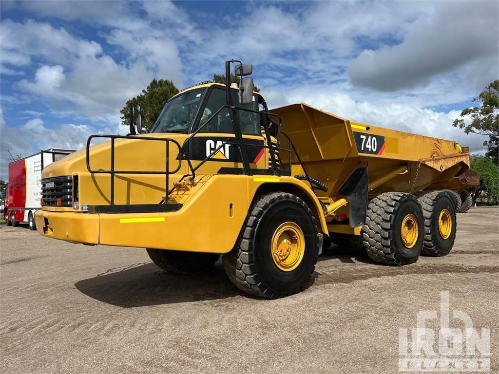 CAT 740 Artikulētie pašizgāzēji