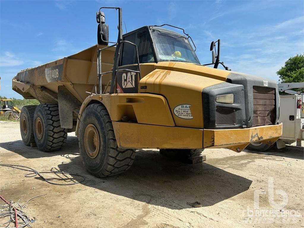 CAT 740B Artikulētie pašizgāzēji