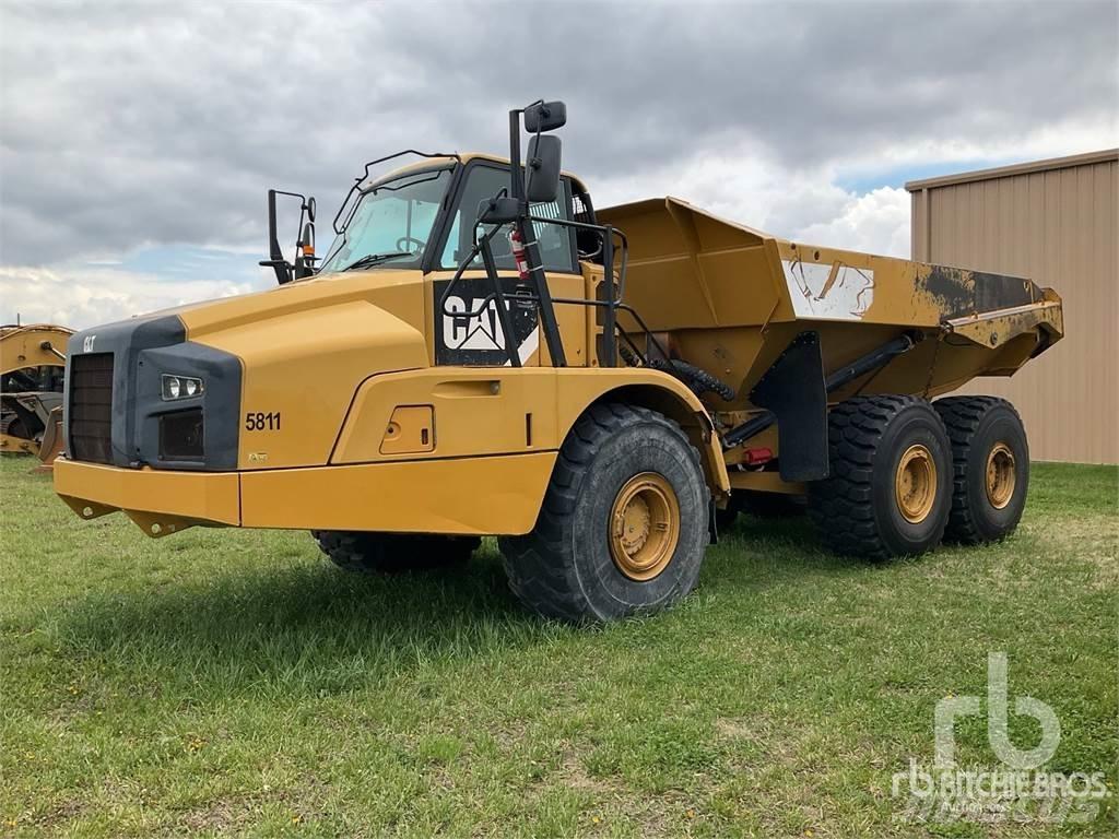 CAT 740B Artikulētie pašizgāzēji