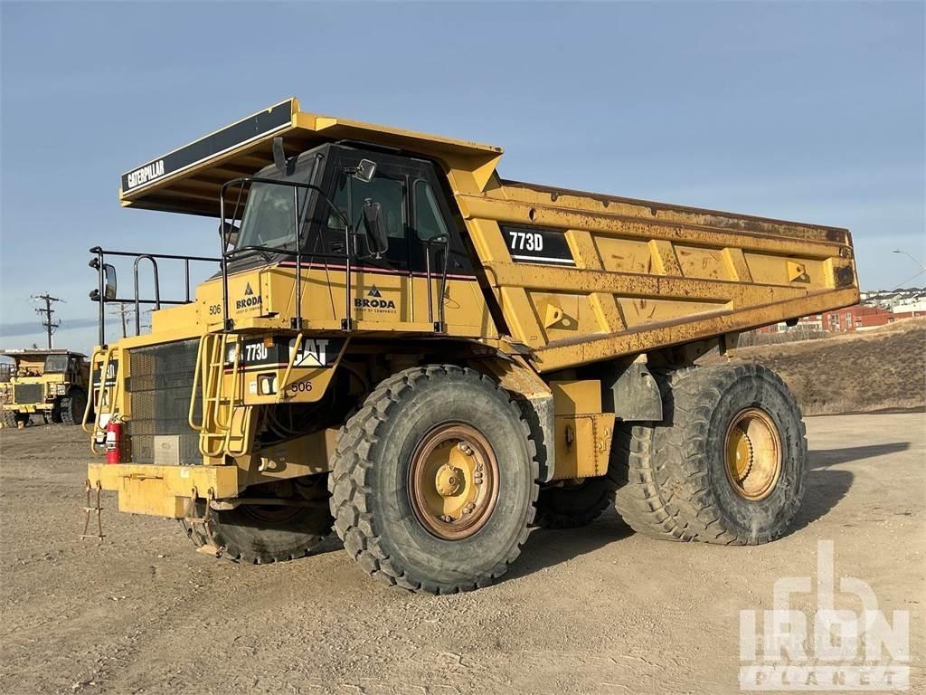 CAT 773D Karjeras kravas automašīnas