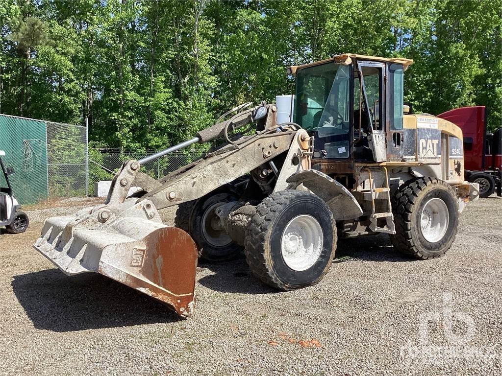CAT 924G Iekrāvēji uz riteņiem