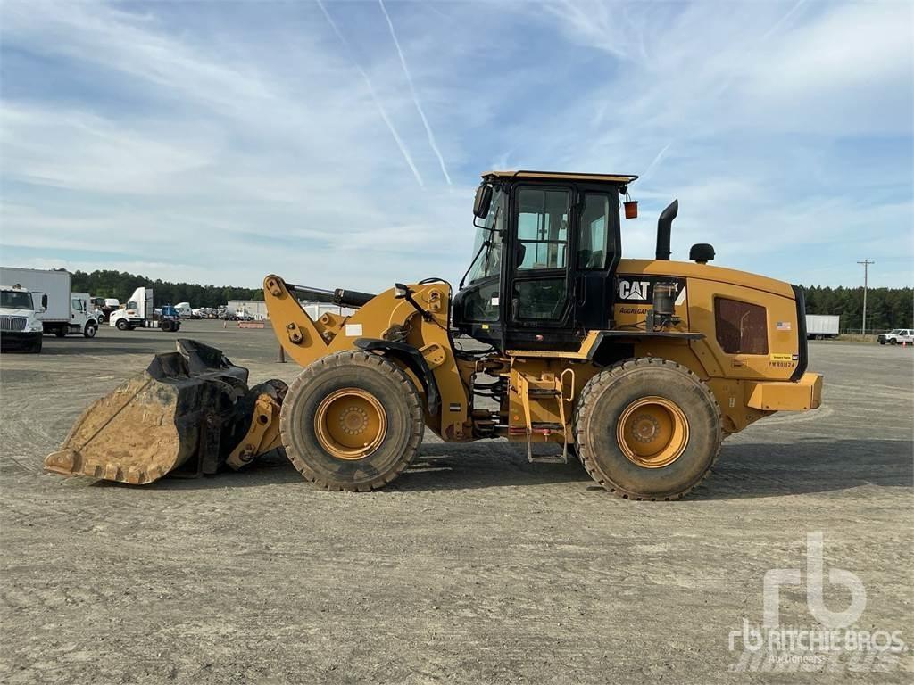 CAT 924K Iekrāvēji uz riteņiem