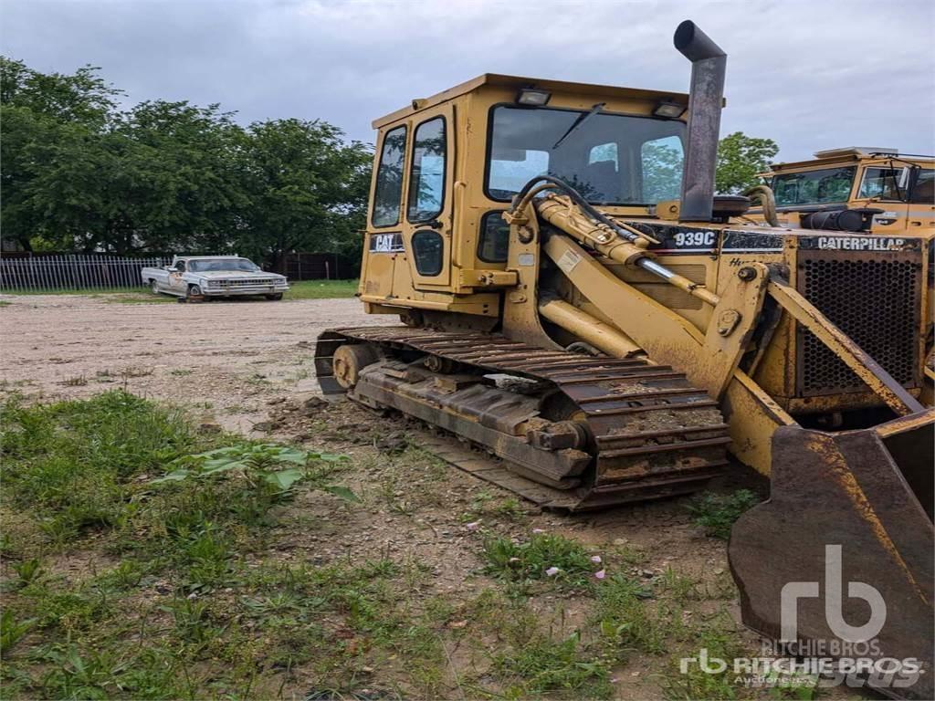 CAT 939C Kāpurķēžu iekrāvēji