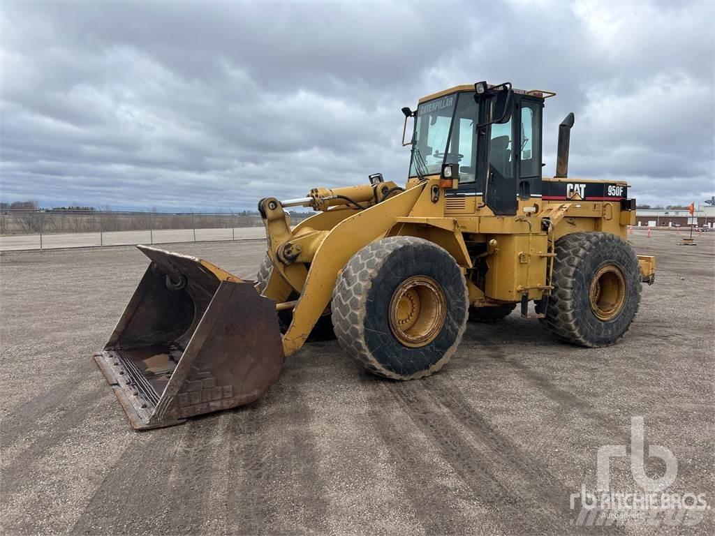 CAT 950F Iekrāvēji uz riteņiem
