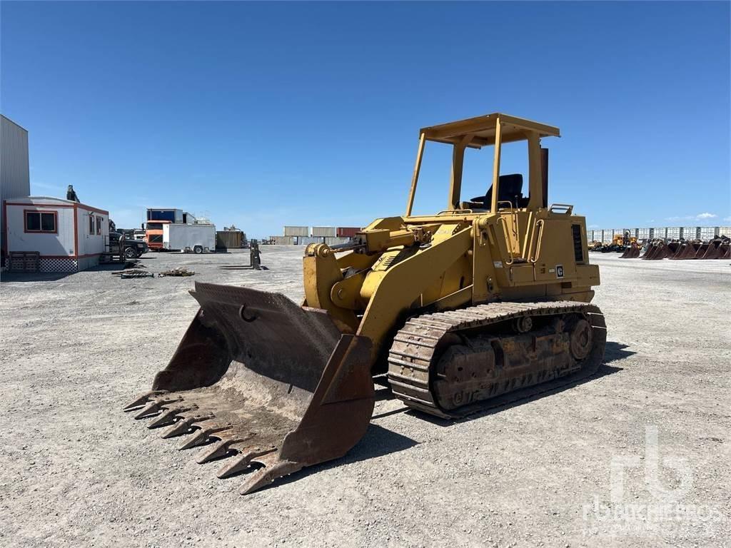 CAT 953 Kāpurķēžu iekrāvēji