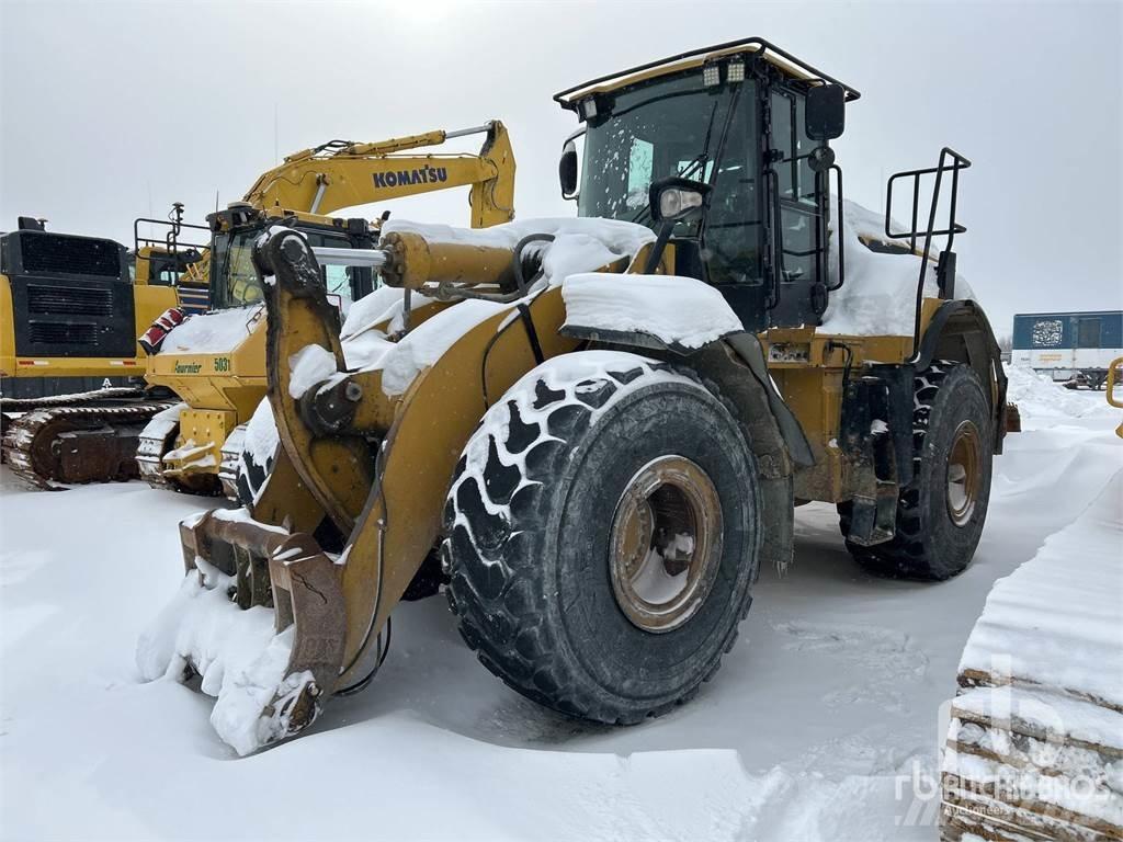 CAT 966K Iekrāvēji uz riteņiem