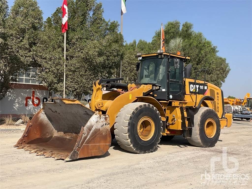 CAT 966M Iekrāvēji uz riteņiem