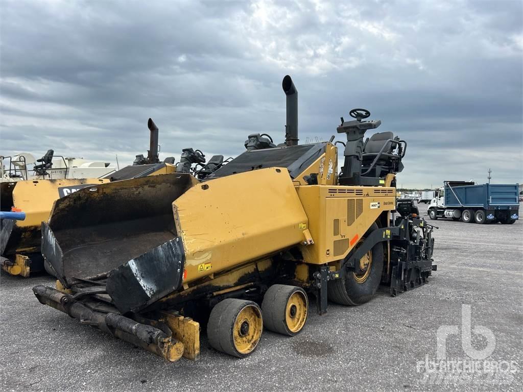 CAT AP1000F Asfalta klājēji