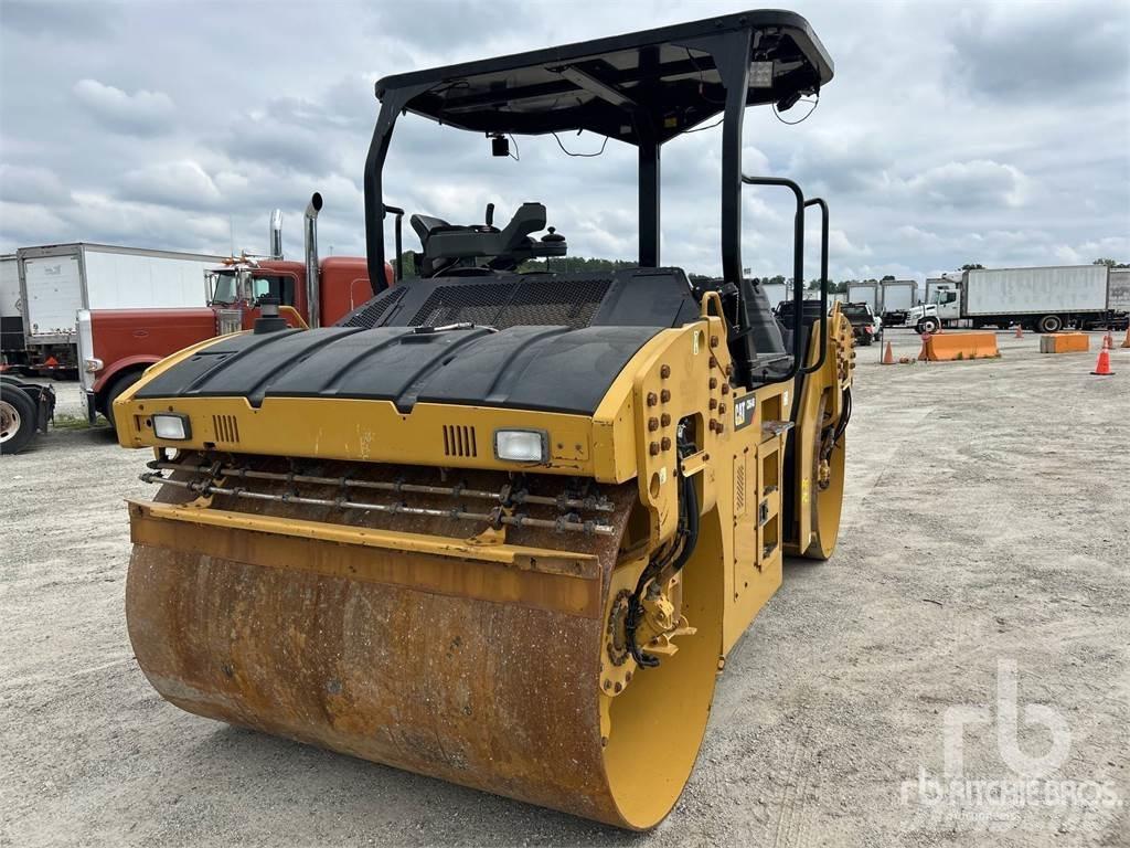 CAT CB64B Divvalču grunts veltņi