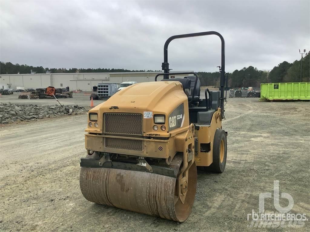 CAT CC34B Divvalču grunts veltņi