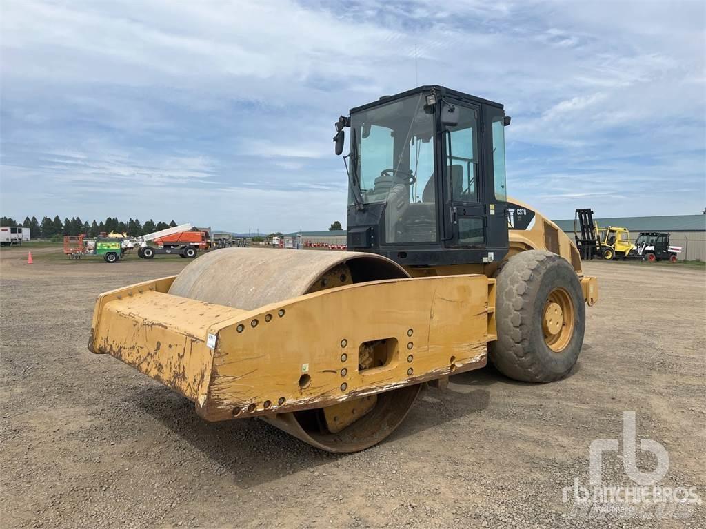 CAT CS76XT Augsnes blīvētāji