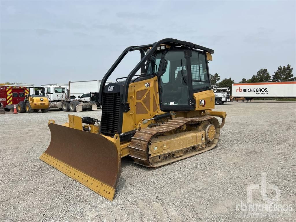 CAT D2 Kāpurķēžu buldozeri