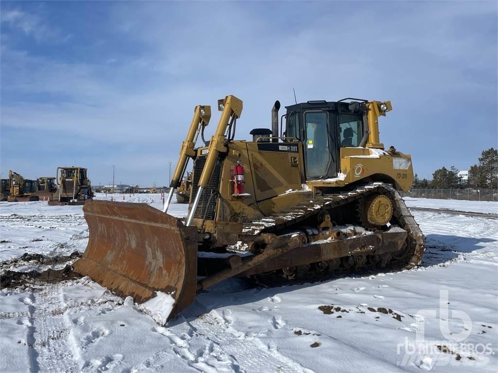 CAT D8T Kāpurķēžu buldozeri