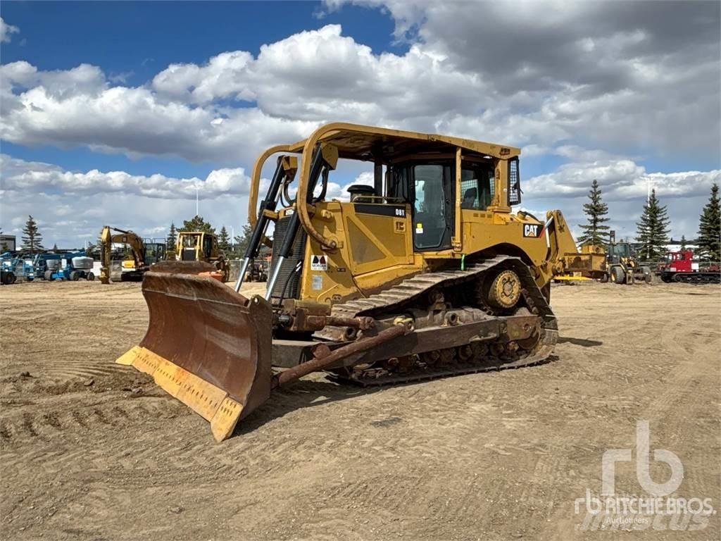 CAT D8T Kāpurķēžu buldozeri