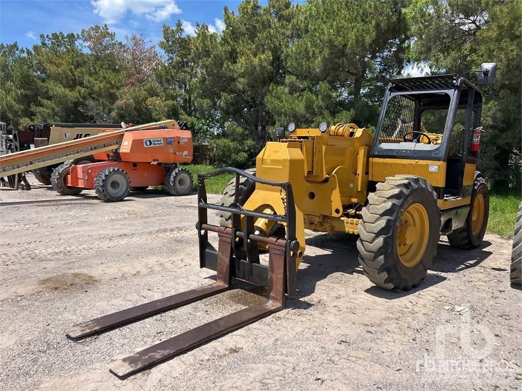 CAT TH63 Teleskopiskie manipulatori